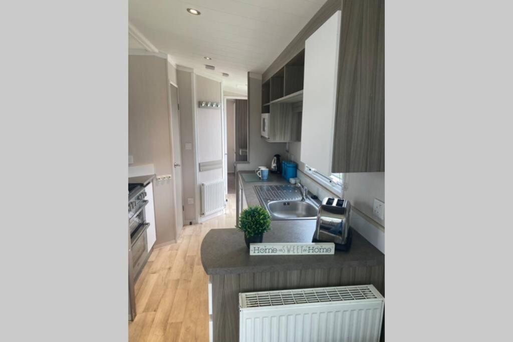 Presthaven Cozy Retreat Apartment Prestatyn Ngoại thất bức ảnh